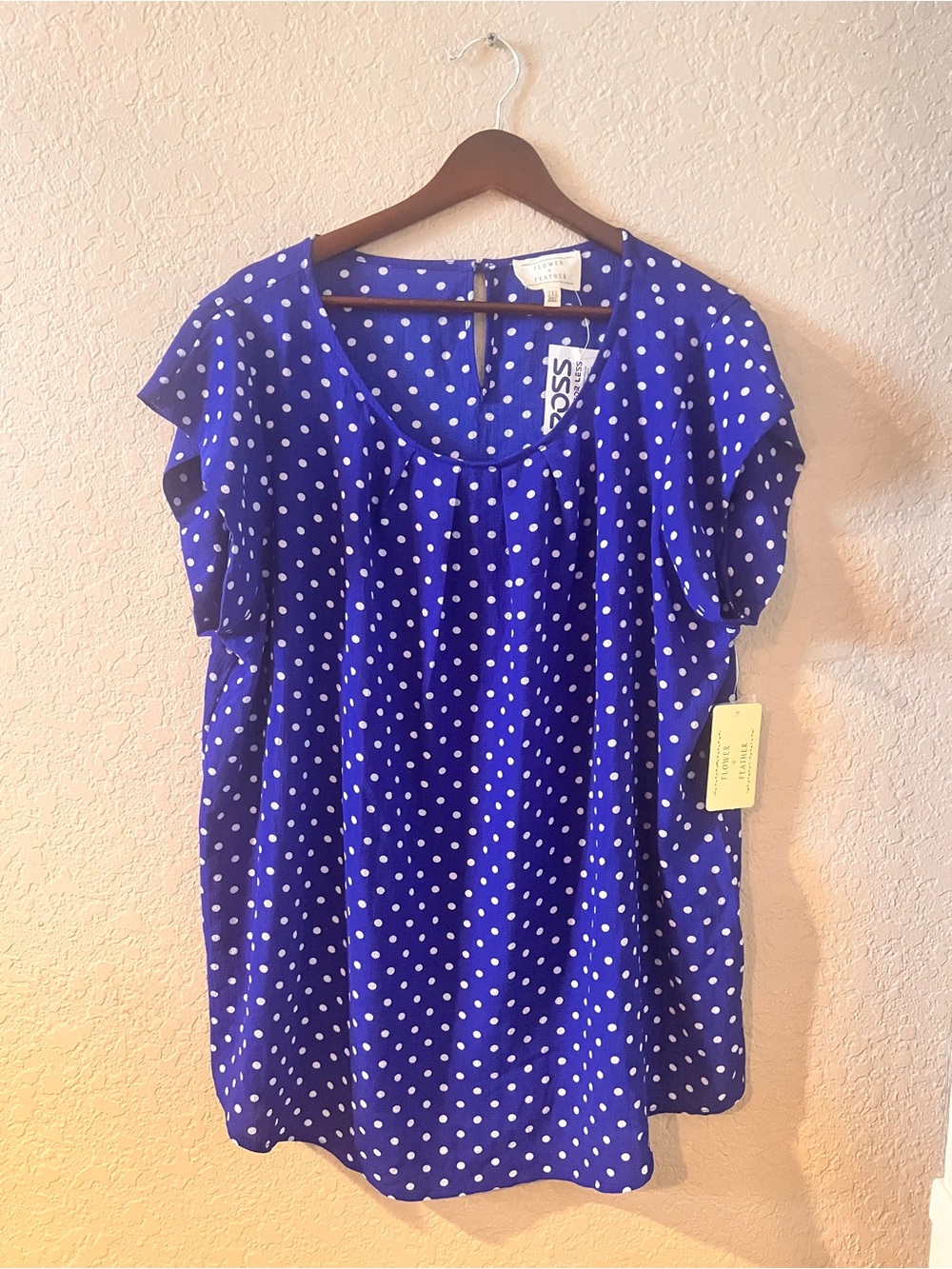 Flower & Feather Women’s Blue Polka Dot Short Sleeve Blouse XXL
